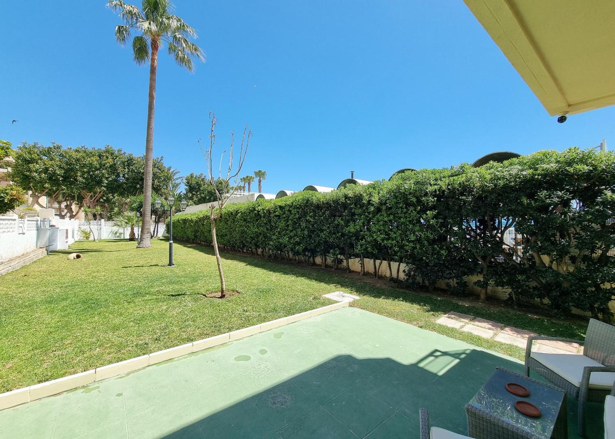 Tinoko Apartament In La Carihuela Beach Torremolinos Exterior foto