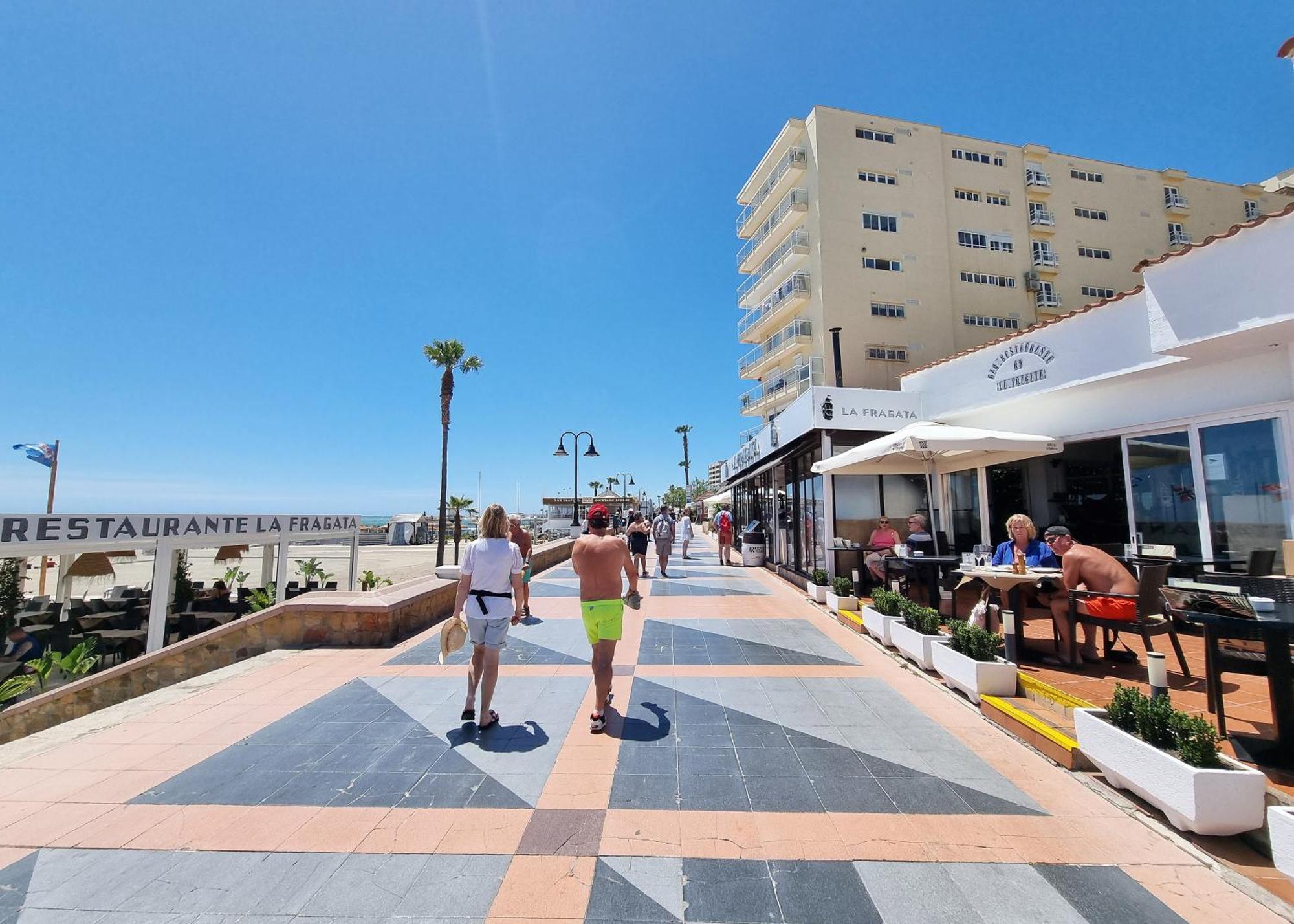 Tinoko Apartament In La Carihuela Beach Torremolinos Exterior foto